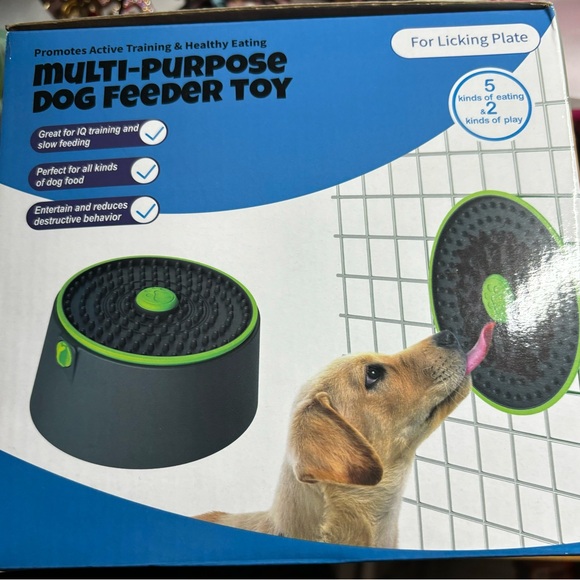 Multi Purpose Dog Feeder Toy For Slow Feeding Animal Training New NIB - Picture 3 of 12